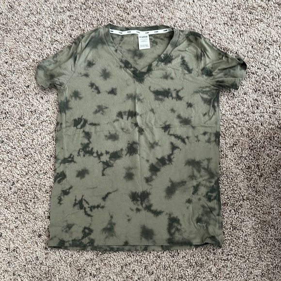 PINK V-Neck Tee - Picture 1 of 3